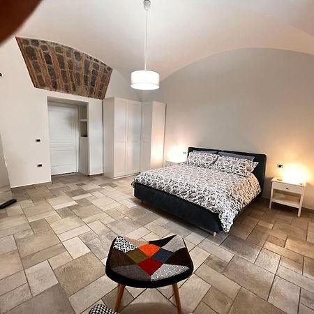A Casa Di Ty Lägenhet Caserta Exteriör bild