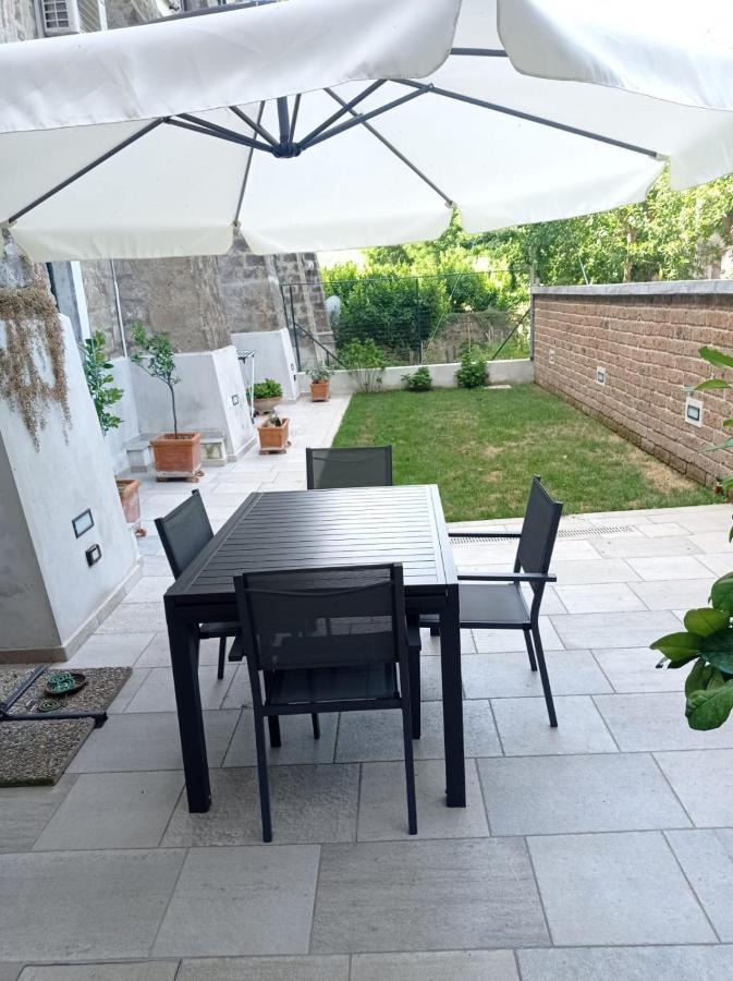 A Casa Di Ty Lägenhet Caserta Exteriör bild
