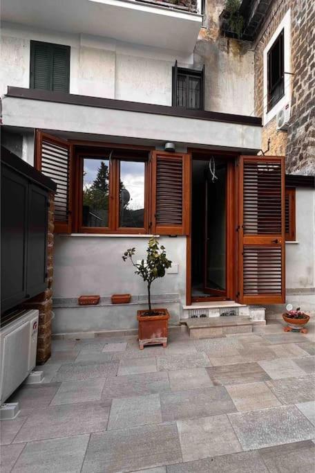 A Casa Di Ty Lägenhet Caserta Exteriör bild